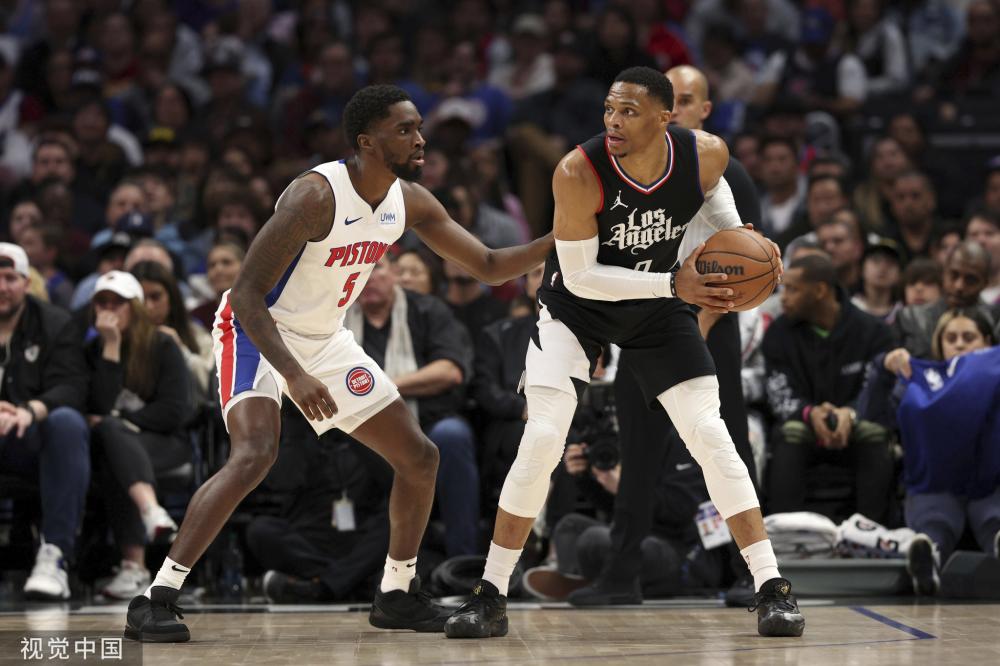 球迷们将翘 球迷们将翘